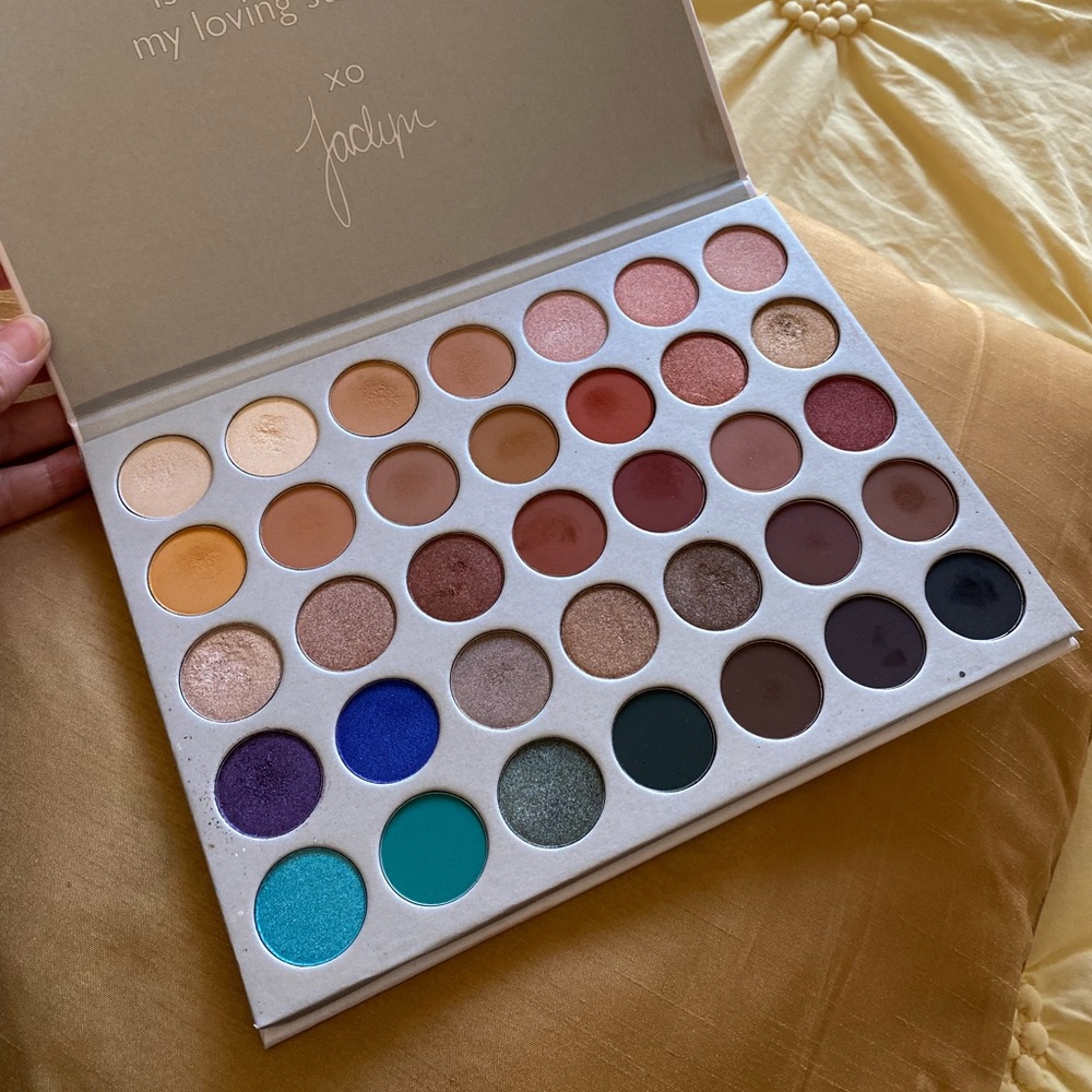 COPY - Morphe Jaclyn Hill Palette
